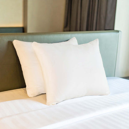 Martex® Basics Pillow Protector (Zipper)