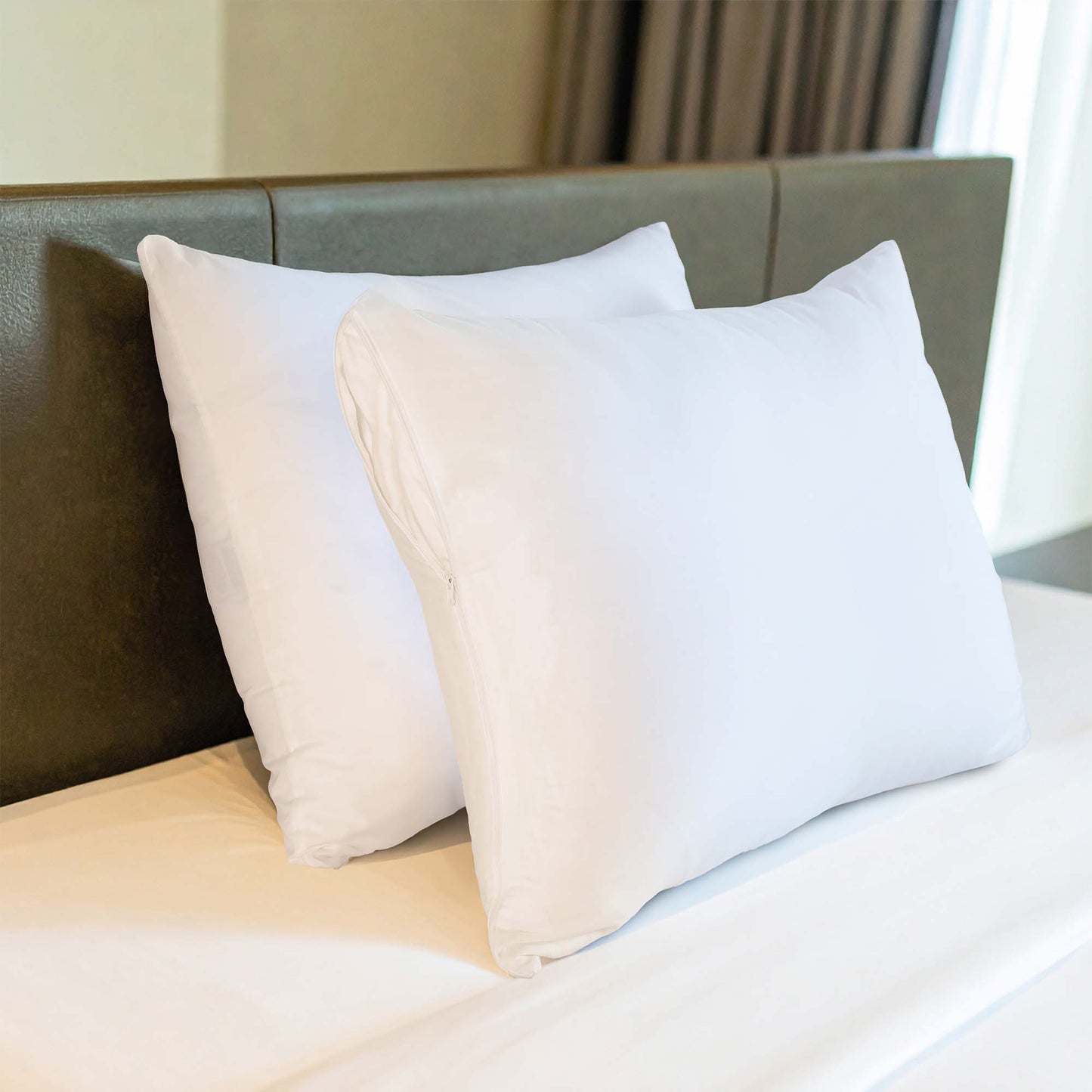 Martex® Basics Pillow Protector (Zipper)