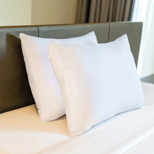 Martex® Basics Pillow Protector (Zipper)