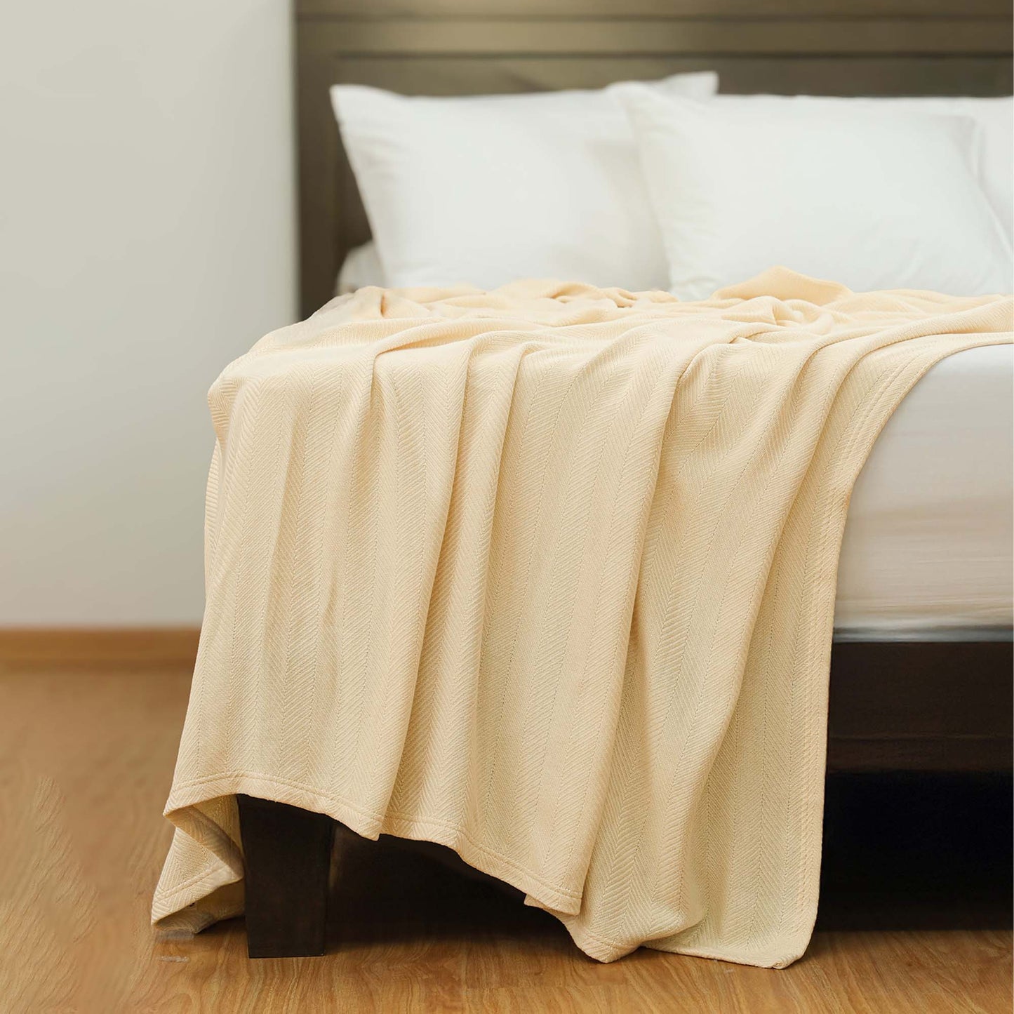 Martex® Atelier Luxe Blanket